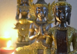 photo-statues-bouddha-bougies-perspective-dc2f8b6d8564dd354f96c6d3f0b1b2edd201aa3e
